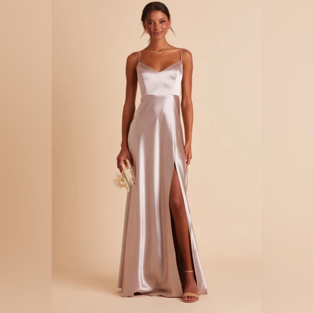 JAY DRESS | SHINY SATIN TAUPE